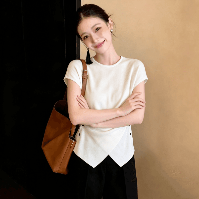 2026 년 외국 가스 Chic 디자인 센스 십자가 버클 허리 수축 슬림해 보이는 Feifei 소매 니트 티셔츠 연령 감소 품격 여름 상세 이미지 3