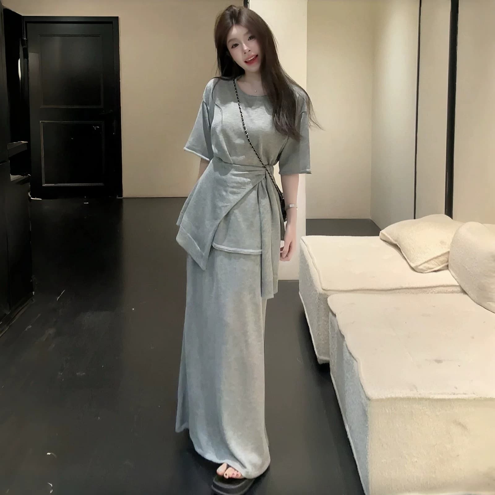 자이언트 잘 생긴 ~ 중 여름 드레스 세트 여성 한 부서 느슨함 느긋한 바람 루즈핏 반팔 맨위 숄 반신 스커트 3종 세트 이미지 2