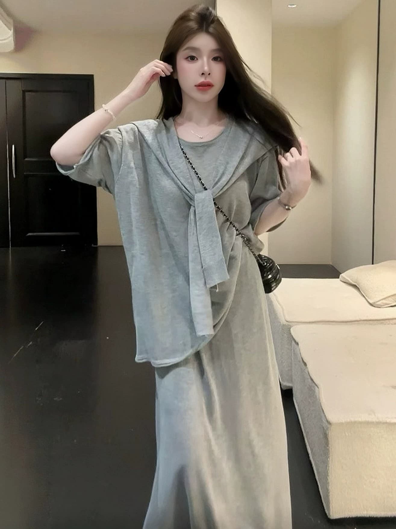 자이언트 잘 생긴 ~ 중 여름 드레스 세트 여성 한 부서 느슨함 느긋한 바람 루즈핏 반팔 맨위 숄 반신 스커트 3종 세트 상세 이미지 2