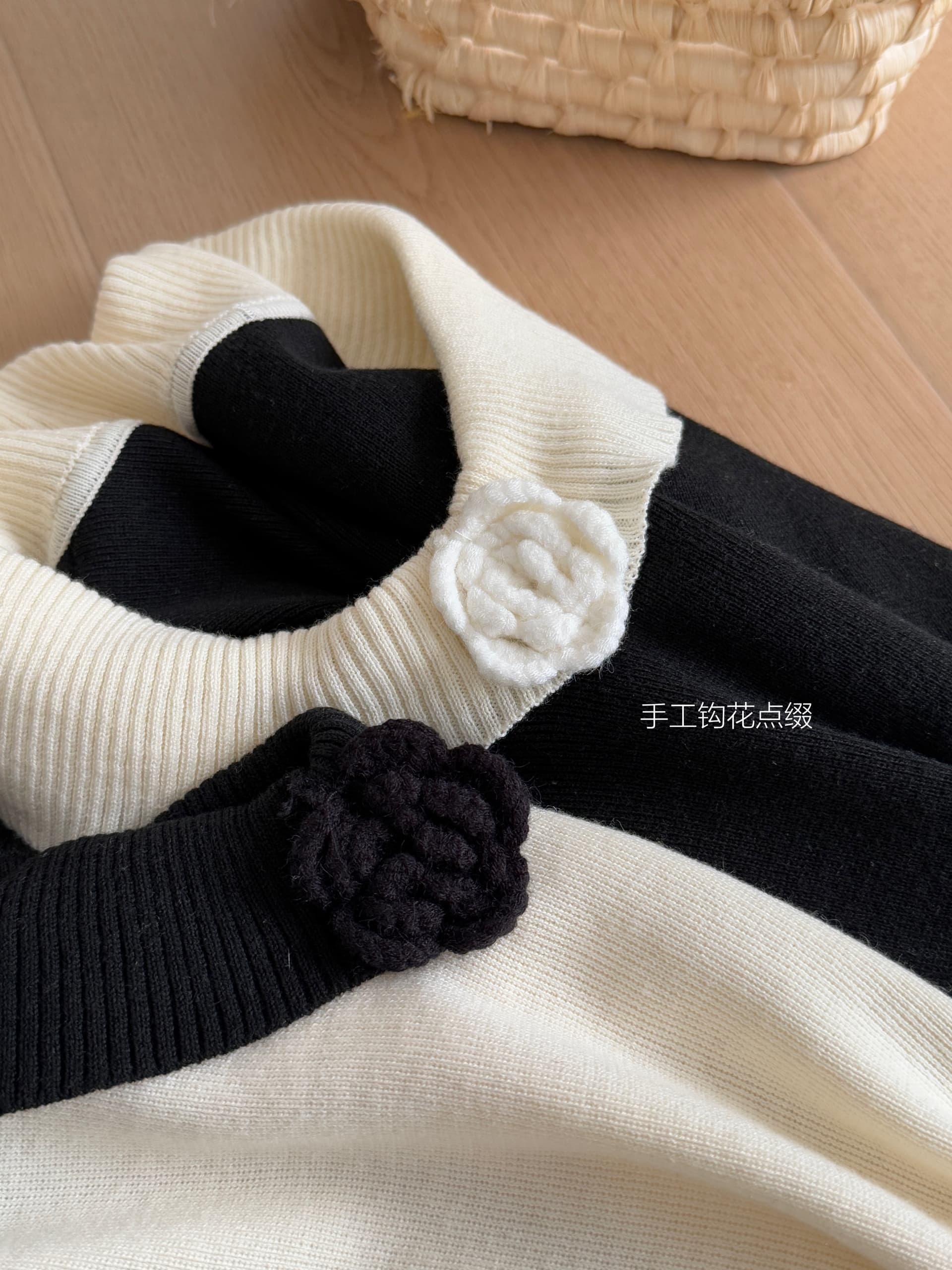 프랑스식 동백 나무 배색 베이비 칼라 다용도 허리 수축 니트 반팔 드레스 2026 여름 새로운 작은 검은 드레스 상세 이미지 16