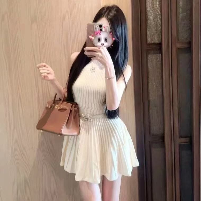 프랑스식 미니멀리즘 명문 여성 품격 플리츠 니트 여성 드레스 여름 섹션 스와로브스키 벨트 허리 수축 작은 키 민소매 치마 이미지 4