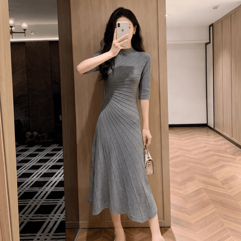 회색 불규칙 7부 소매 드레스 2026 이른 가을 한국 스타일 고급 센스 품격 허리 수축 몸매 가꾸기 여성 드레스 상세 이미지 4