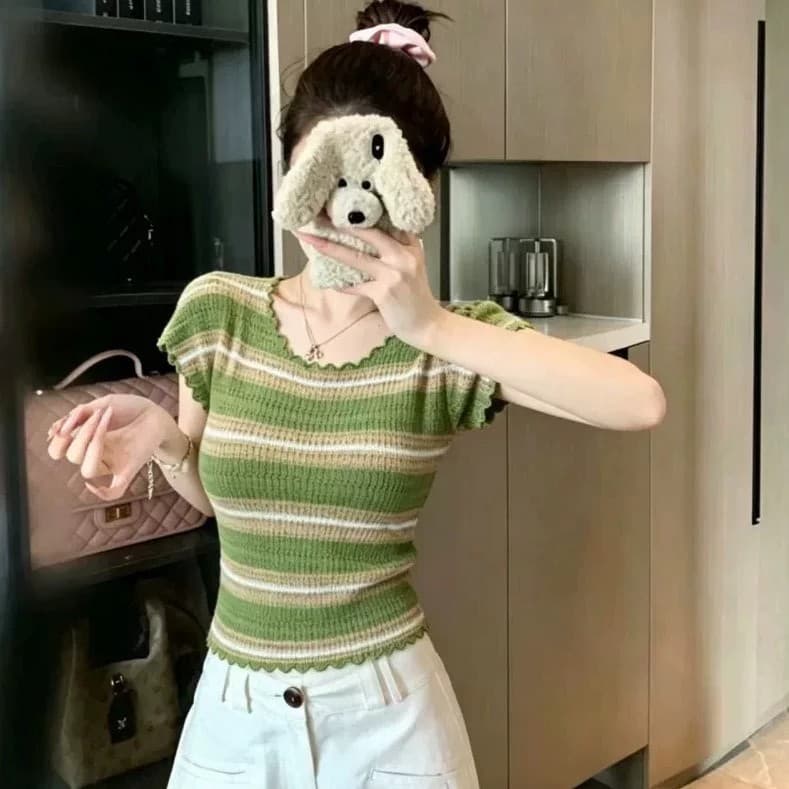 2026 레트로 스트라이프 배색 라운드 넥 프릴 반팔 니트 스웨터 여성 여름 몸매 가꾸기 슬림해 보이는 맨위 이미지 3