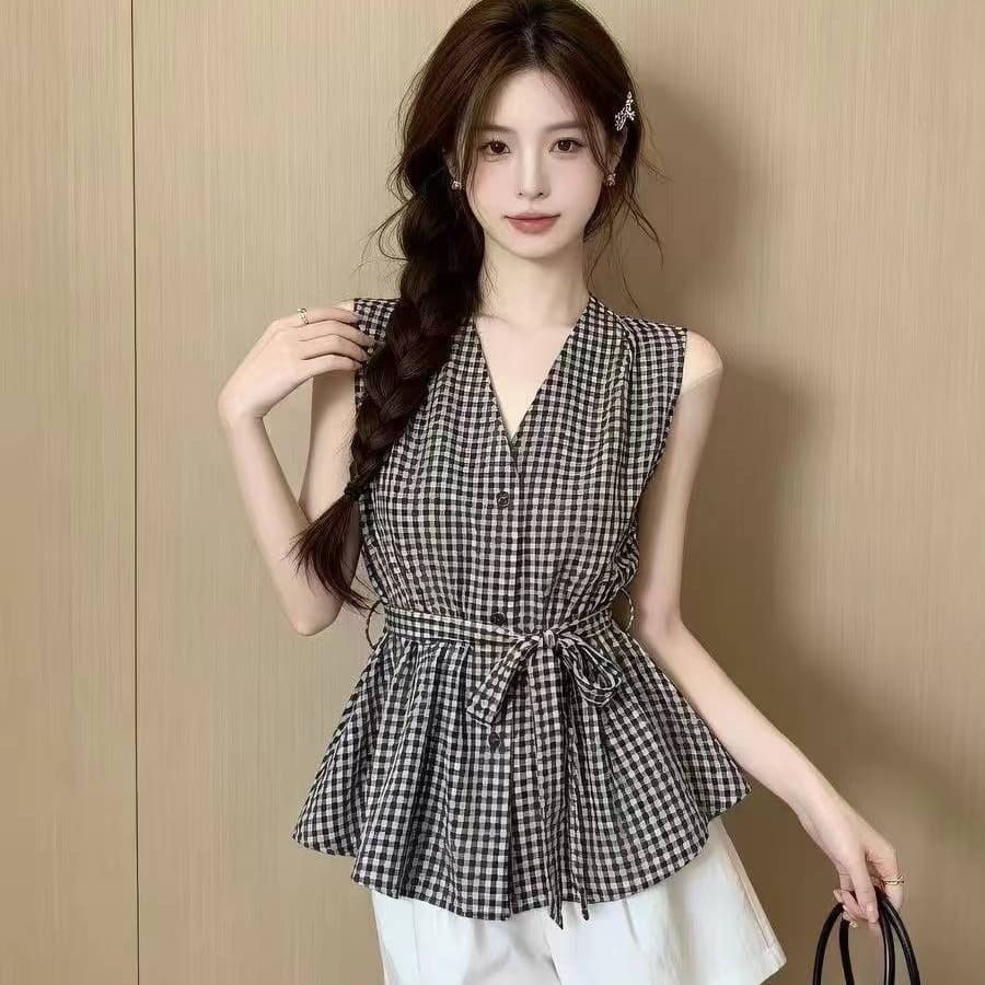 항구 바람 레트로 V넥 체크무늬 민소매 여성 셔츠 여름 프랑스식 민소매 베스트 허리 수축 슬림해 보이는 디자인 센스 조끼 이미지 4