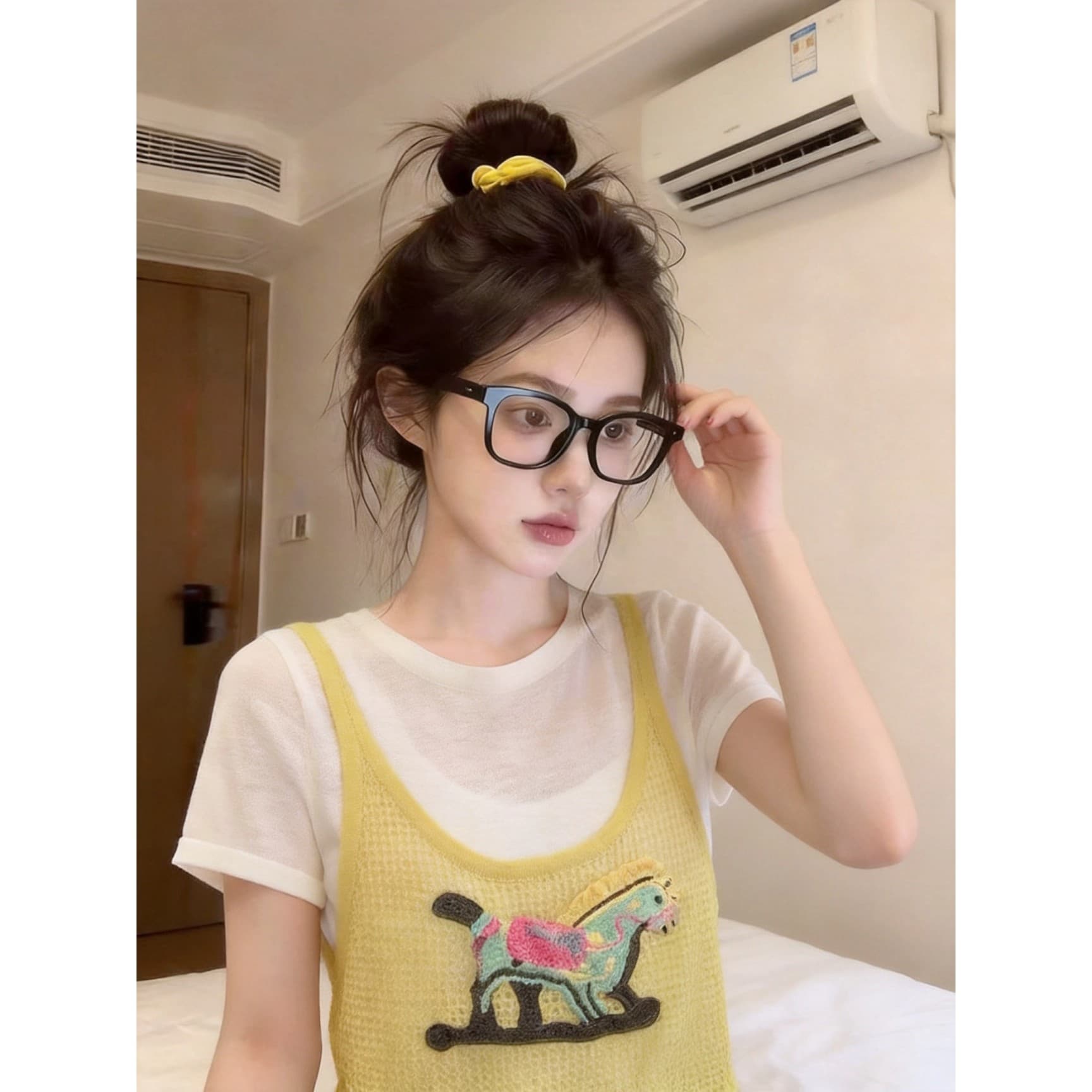 여름 페이크 레이어드 스택 착용 니트 조끼 반팔 말 자수 디자인 센스 품격 패션 작은 대중 캐주얼 맨위 여성 상세 이미지 6