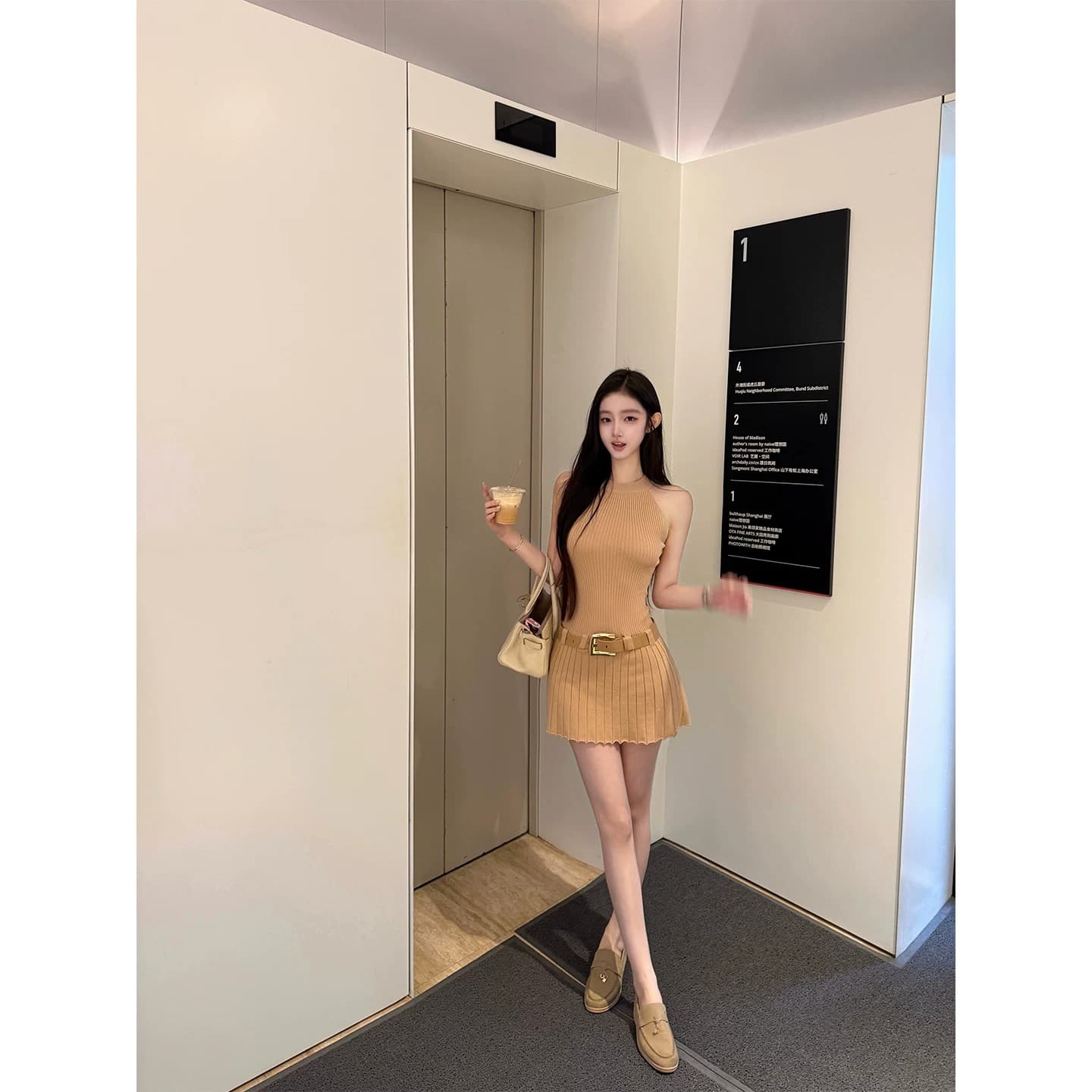 화이트 제직 조용한 시리아 니트 행침 목 여성 드레스 여름 섹시함 오프숄더 플리츠 스커트 허리 수축 치마 이미지 2