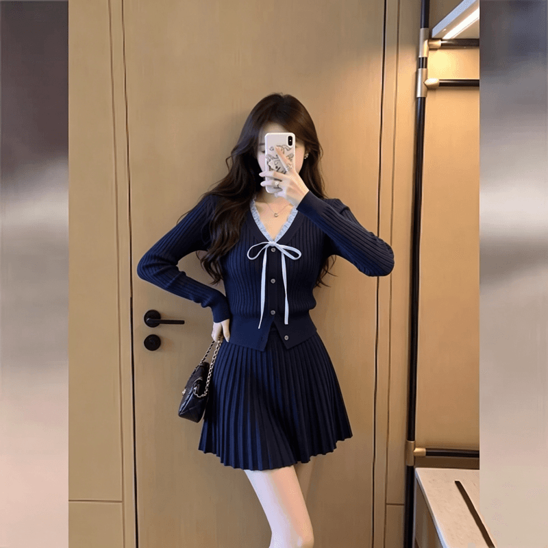 레드 맨 파빌리온 니트 세트 여성 가을 겨울철 부유 한 가족 천 골드 연령 감소 전체 집합 착용 가져 가라. 고급 센스 고유 한 투피스 세트