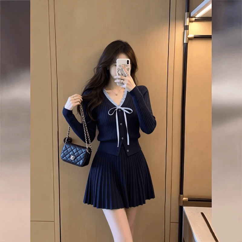 레드 맨 파빌리온 니트 세트 여성 가을 겨울철 부유 한 가족 천 골드 연령 감소 전체 집합 착용 가져 가라. 고급 센스 고유 한 투피스 세트 상세 이미지 4