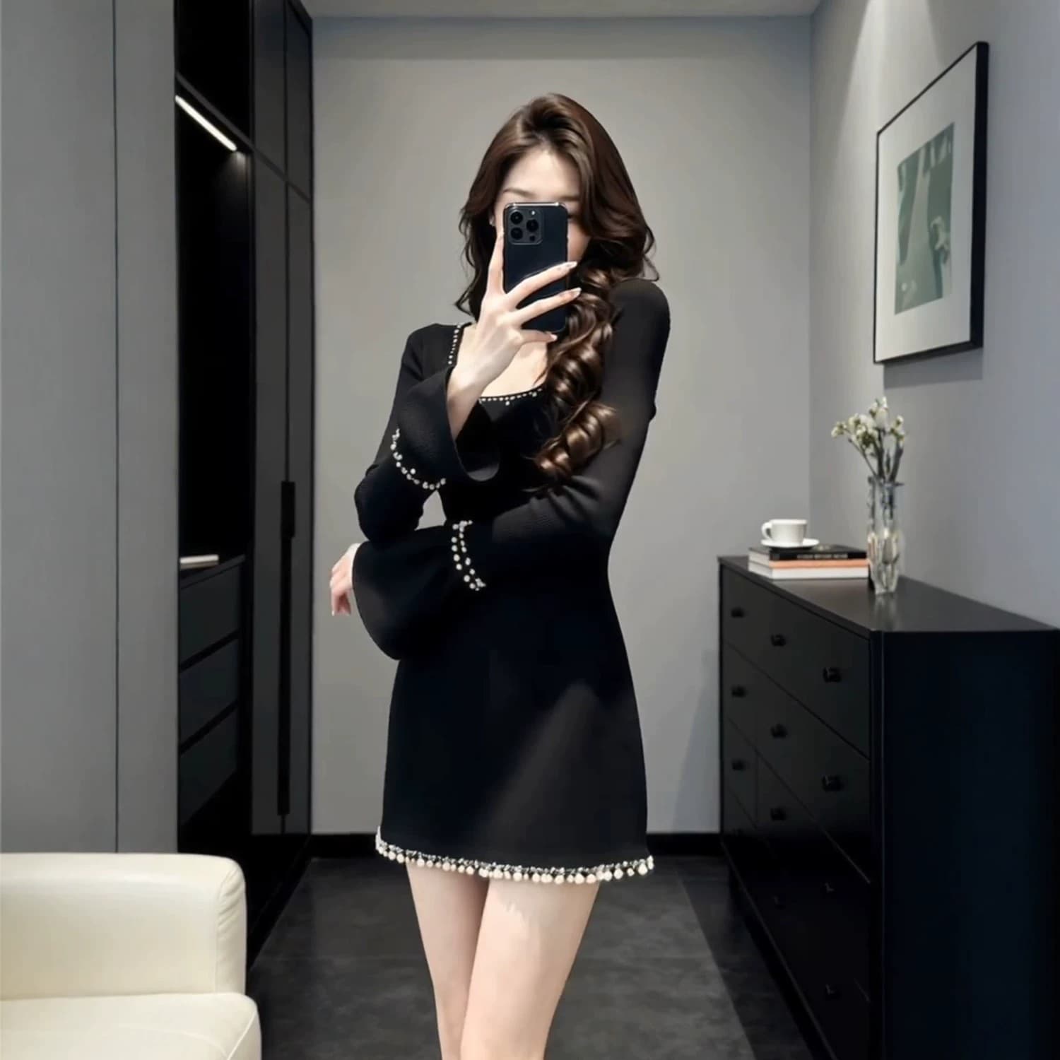 프랑스식 천 금빛 바람 검정색 광장 칼라 긴팔 여성 드레스 가을 겨울 패치워크 비즈 박기 허리 수축 슬림해 보이는 만나는 A라인 스커트 상세 이미지 4