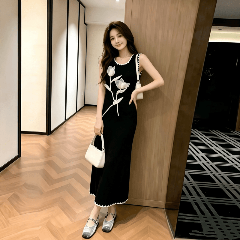 새로운 중식 국풍 검정색 민소매 여성 드레스 2026 년 여름 새로운 슬림해 보이는 꽃 롱 스커트 품격 치마 이미지 4