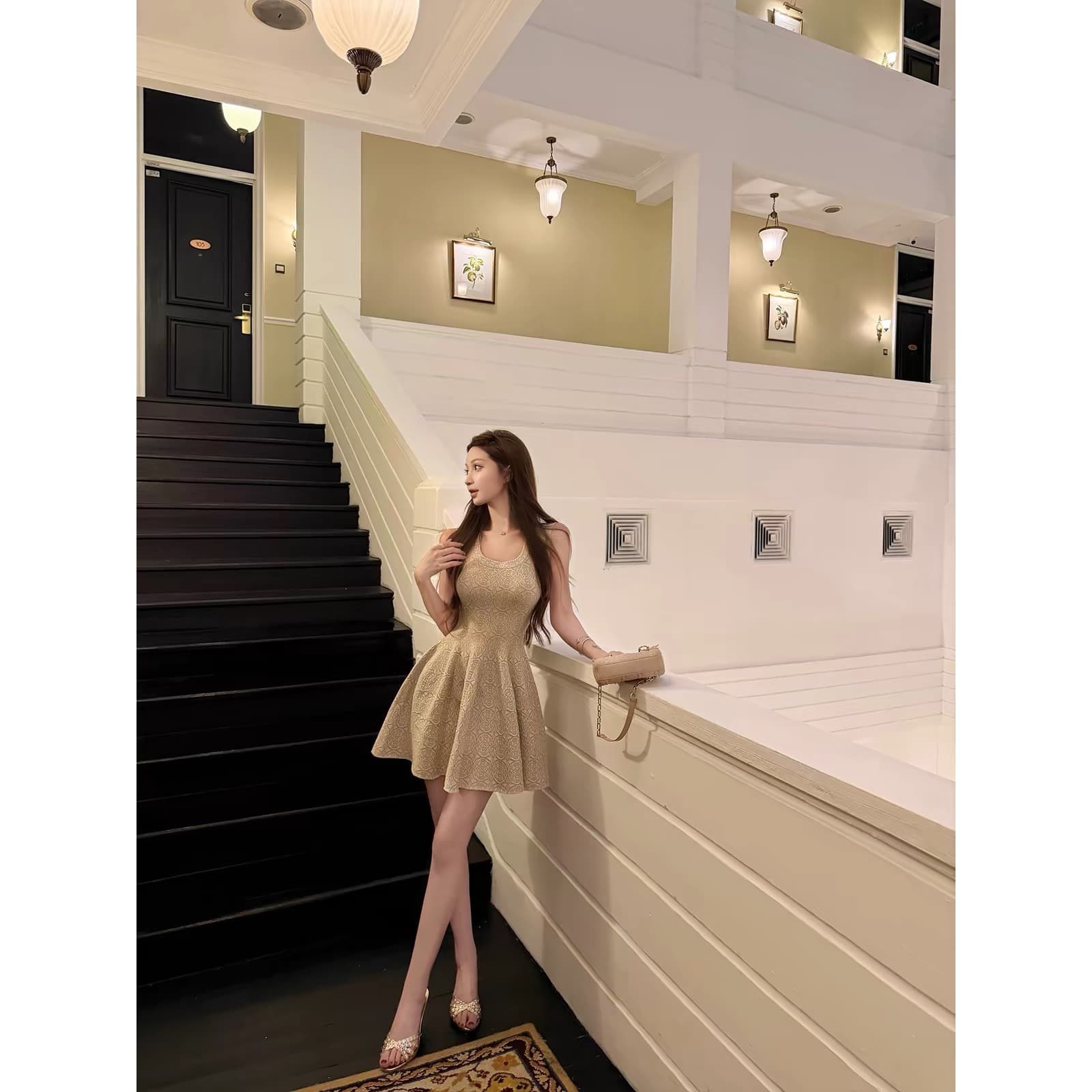okmashop 矜贵 작은 천 골드 민소매 여성 드레스 여름 고대 조기 천 골드 센스 품격 허리 수축 치마 이미지 4
