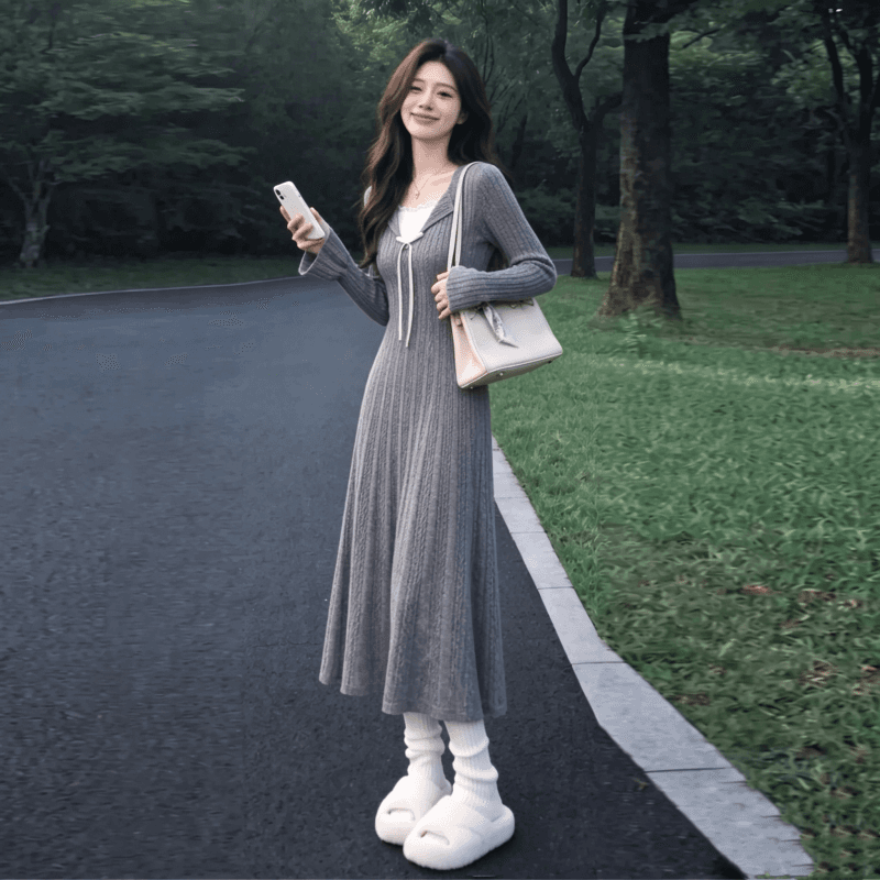 2026 년 가을 겨울 프랑스식 레이스 레이스 니트 페이크 레이어드 패치워크 두꺼운 니트 드레스 상세 이미지 4