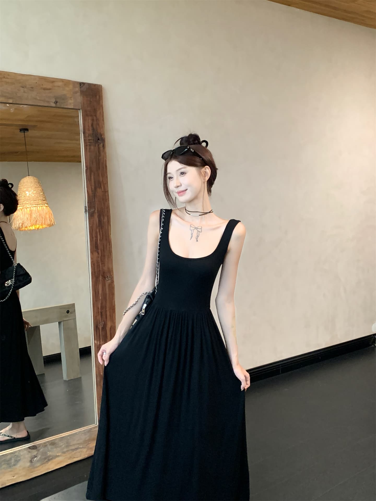 실사 프랑스식 대 u 칼라 슬립 롱 스커트 슬림해 보이는 디스플레이 높음 품격 섹시함 관대 한 드레스 이미지 3