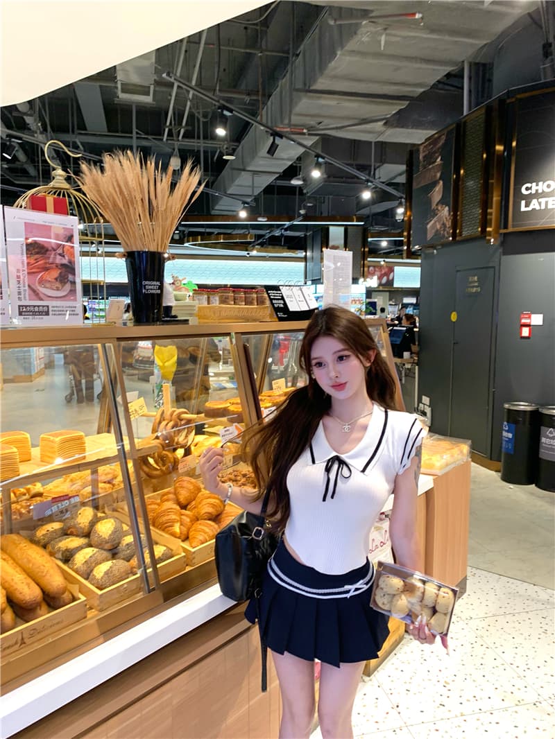 실사 학원 스타일 작은 날다 소매 부드러운 찹쌀 니트 슬림해 보이는 맨위 패치워크 플리츠 반 스커트 상세 이미지 8