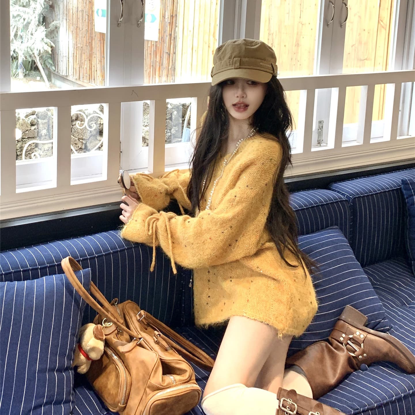 실사 이른 가을 부드러운 바람 가을 겨울 달콤함 V넥 스팽글 색상 포인트 스웨터 여자 루즈핏 슬림해 보이는 외출용 스웨터 이미지 5
