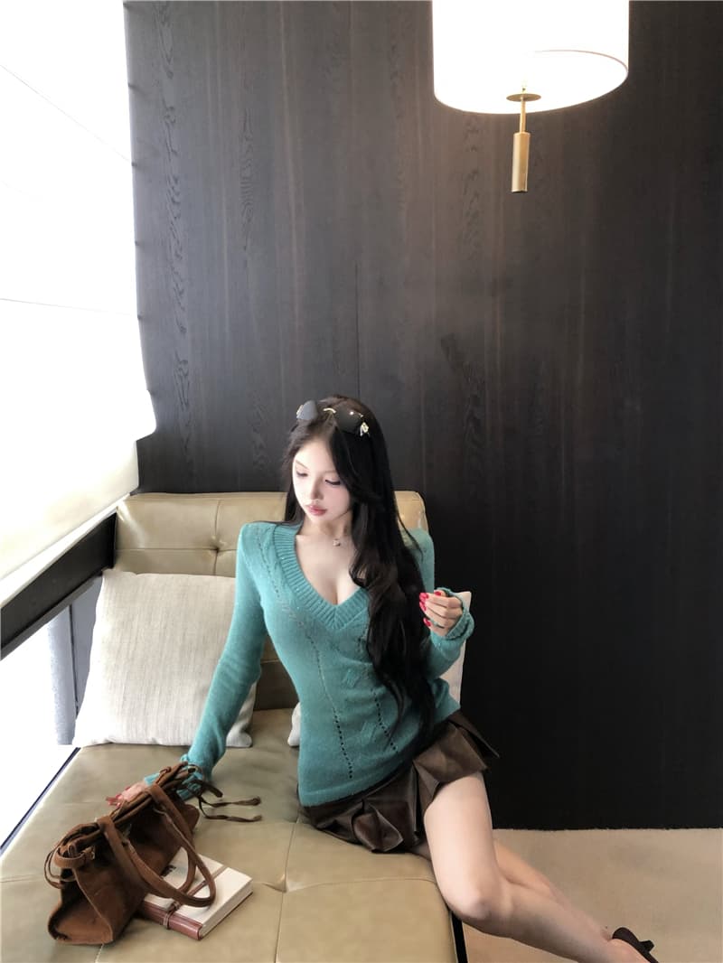 실사 이른 가을 트위스트 꽃 좋은 플래시 핫걸 니트 스웨터 몸매 가꾸기 슬림해 보이는 V넥 기본 셔츠 상세 이미지 21