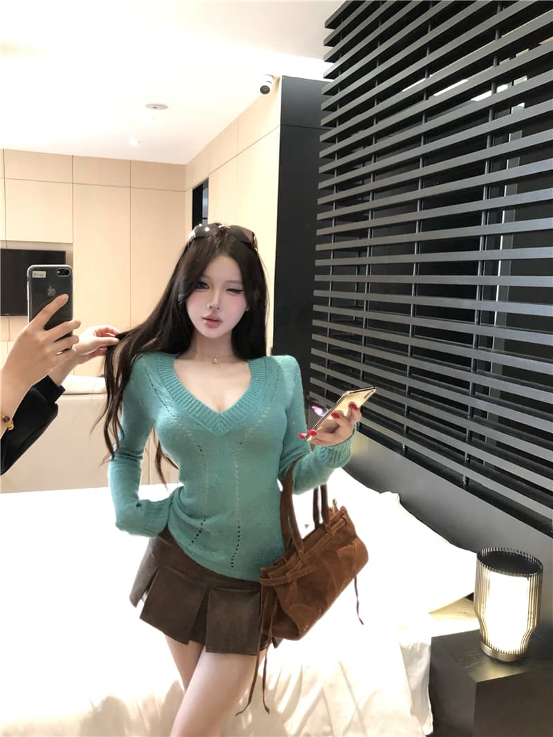 실사 이른 가을 트위스트 꽃 좋은 플래시 핫걸 니트 스웨터 몸매 가꾸기 슬림해 보이는 V넥 기본 셔츠 상세 이미지 25