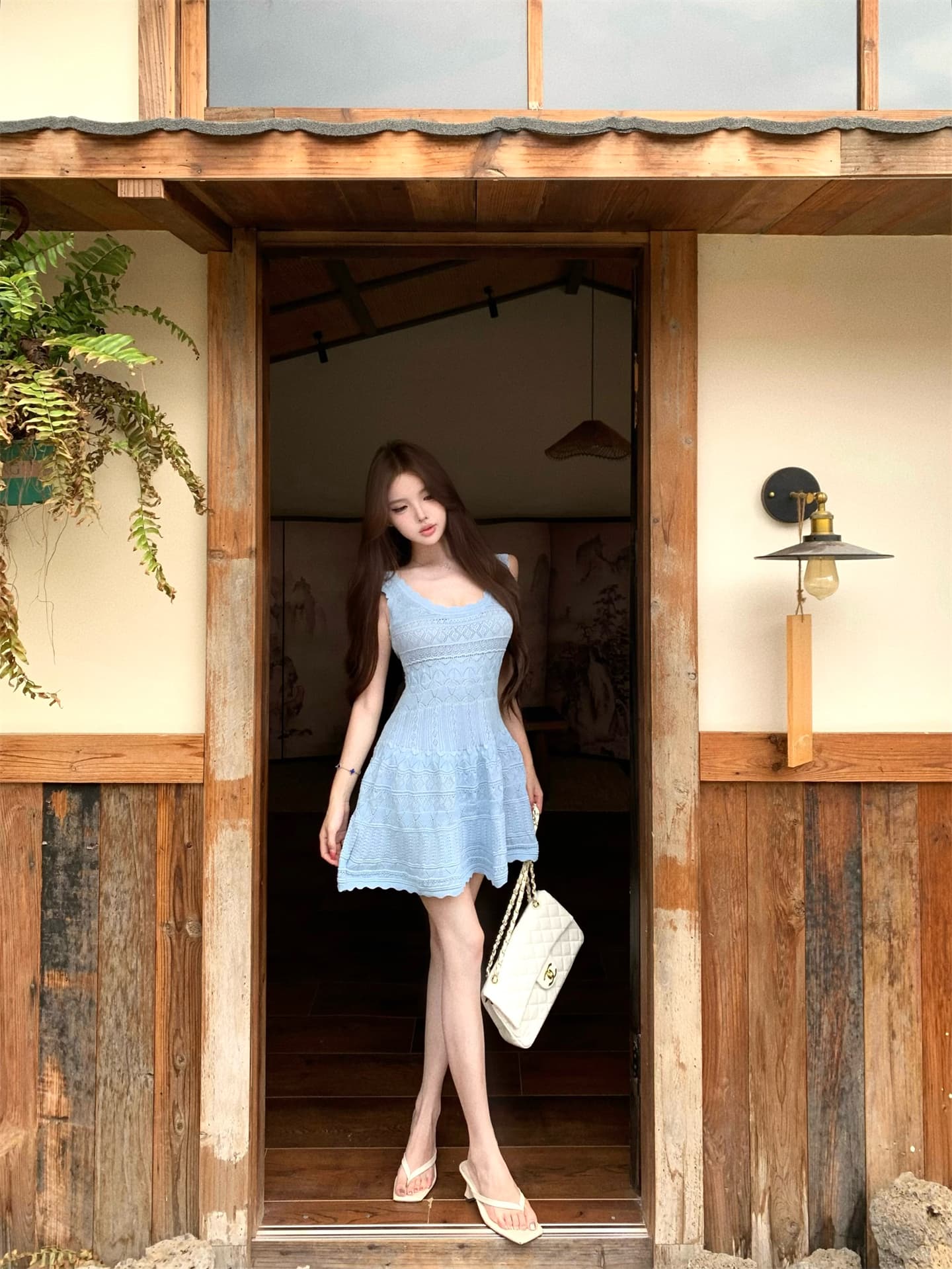 실사 차가운 아름다움 분위기 센스 캐치 부서 바다 소금 블루 디스플레이 화이트 허리 수축 여성 드레스 상세 이미지 10