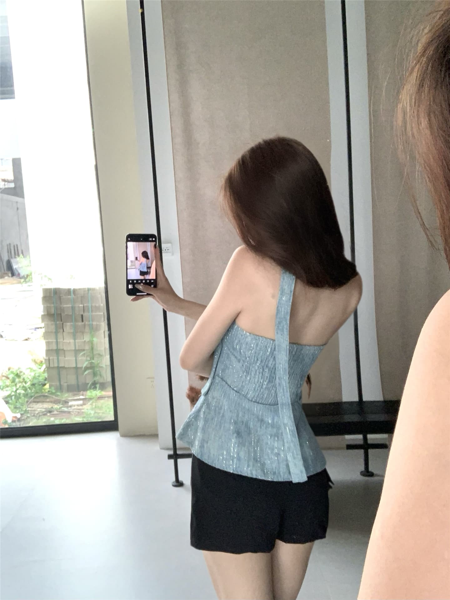 실사 순수한 욕망 오프숄더 워싱 핫픽스 데님 행침 목 리본 튜브탑 섹시함 맨위 검정색 미니멀리즘 반바지 상세 이미지 16