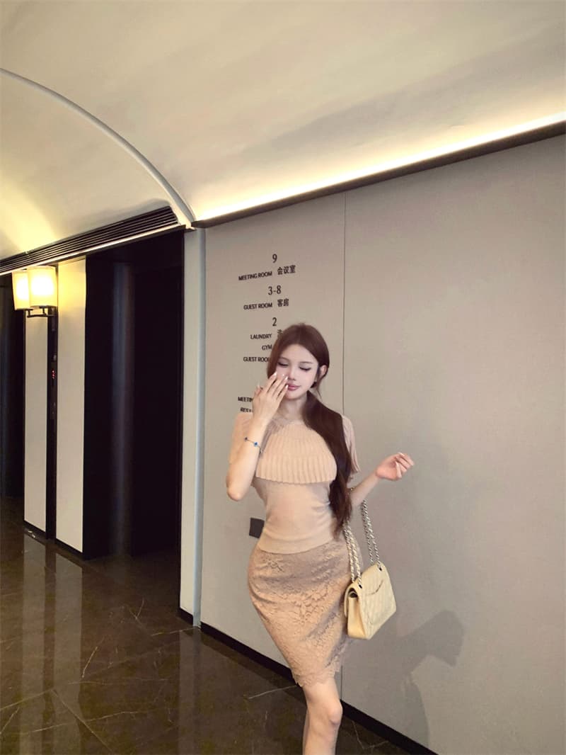 실사 자이언트 잘 생긴 반팔 맨위 품격 쇼트 스타일 니트 스웨터 섹시함 레이스 치마 상세 이미지 5