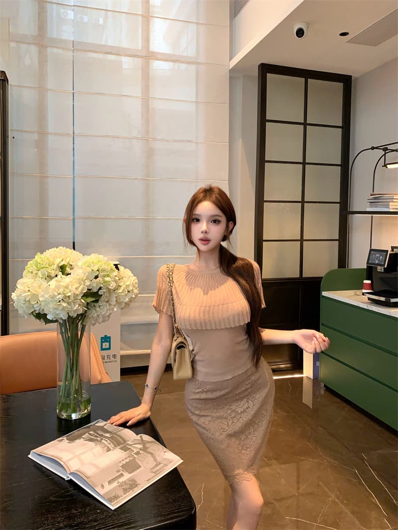 실사 자이언트 잘 생긴 반팔 맨위 품격 쇼트 스타일 니트 스웨터 섹시함 레이스 치마 상세 이미지 12