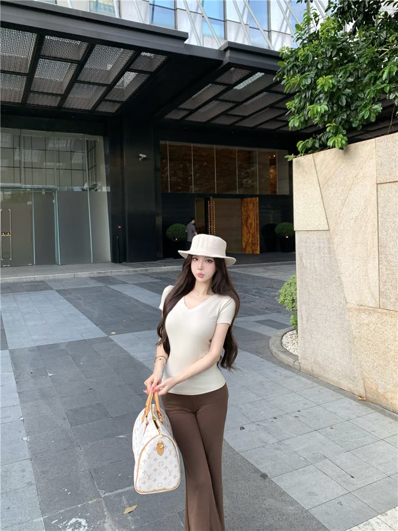 실사 순수한 욕망 산소 티셔츠 반팔 맨위 슬림해 보이는 품격 부츠컷 바지 투피스 세트 상세 이미지 19