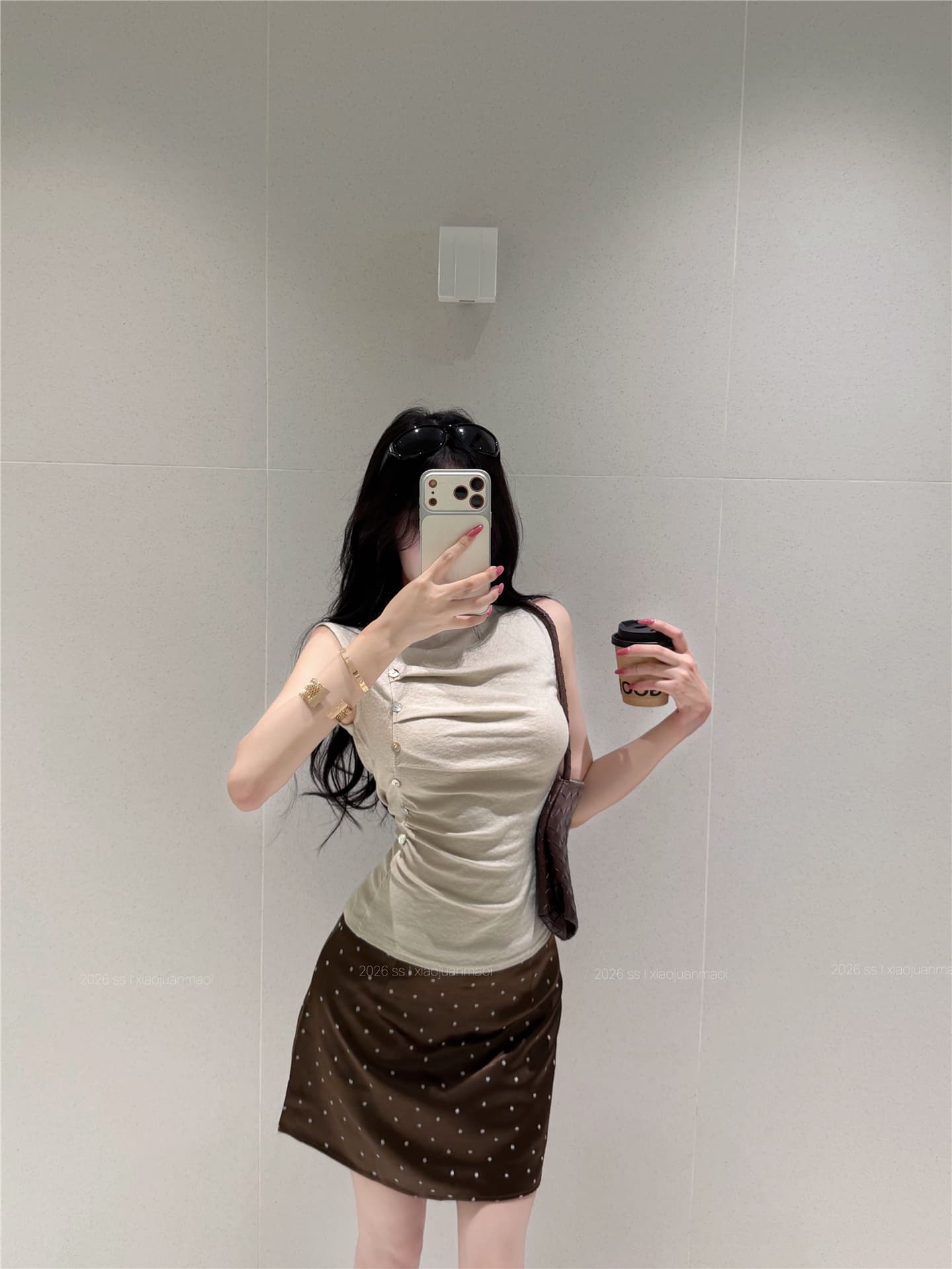 실사 품격 주름 민소매 조끼 맨위 티셔츠 여성 도트 무늬 브라운 니켈 프랑스식 한 마디 새틴 반신 미니 스커트 상세 이미지 8