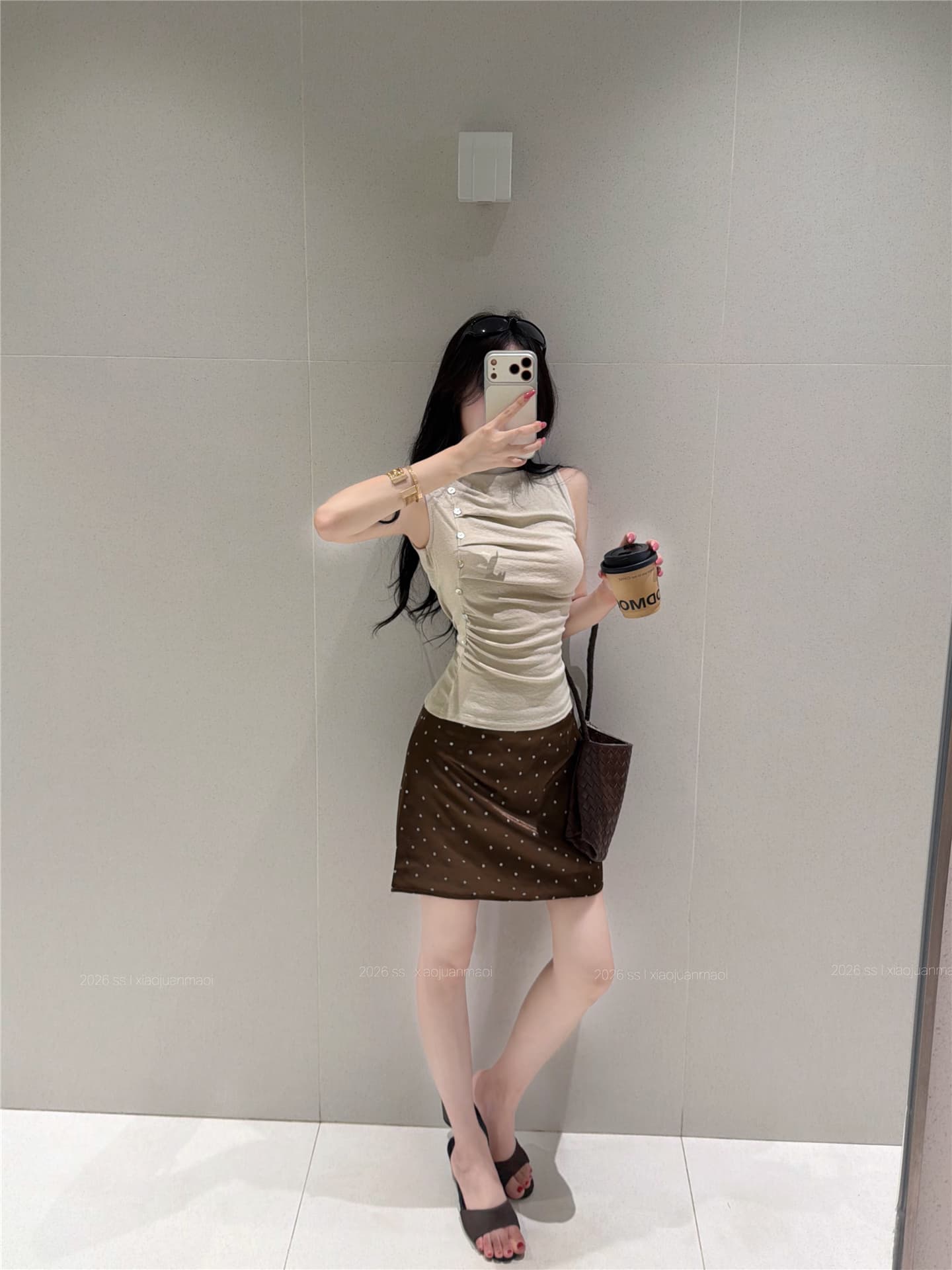 실사 품격 주름 민소매 조끼 맨위 티셔츠 여성 도트 무늬 브라운 니켈 프랑스식 한 마디 새틴 반신 미니 스커트 상세 이미지 9