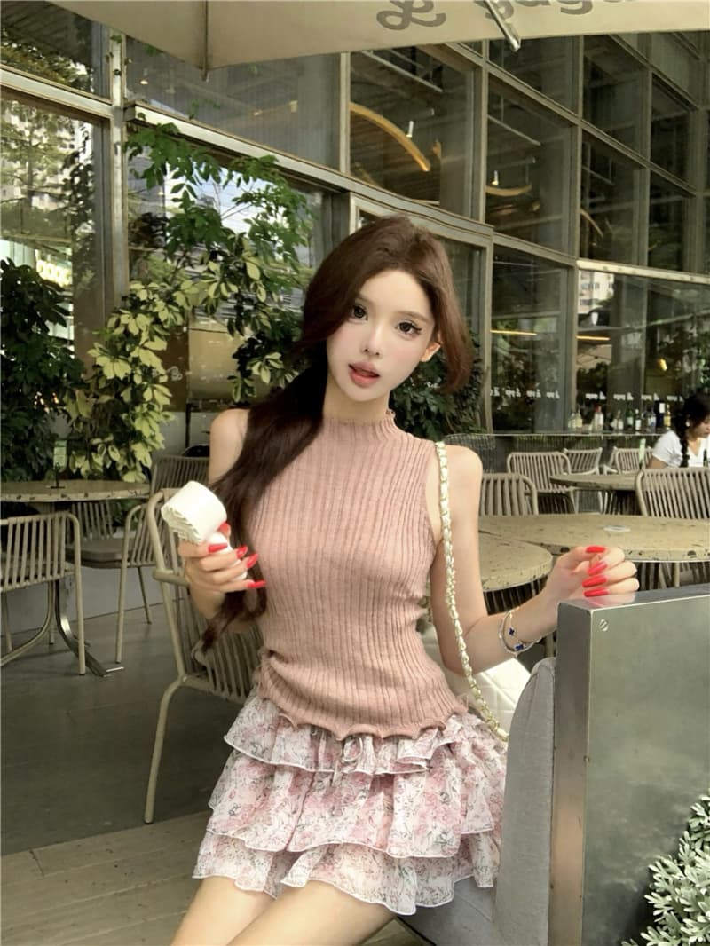 실사 한 여성 부드러운 분위기 센스 허리 수축 슬림해 보이는 달콤함 민소매 조끼 꽃무늬 미니 스커트 상세 이미지 5