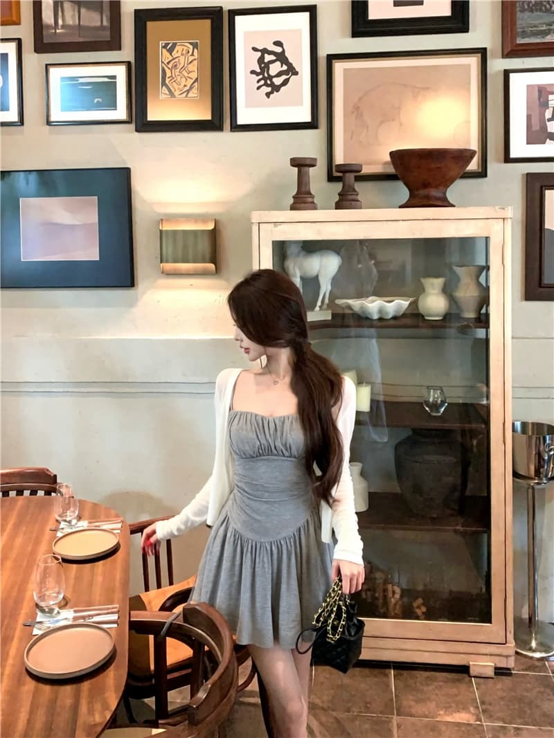 실사 이른 가을 사랑 포괄적 인 작은 흰색 꽃 V넥 레이스 슬립 드레스 드레스 부드럽다 기초 부드러운 느긋한 오픈 가디건 상세 이미지 2