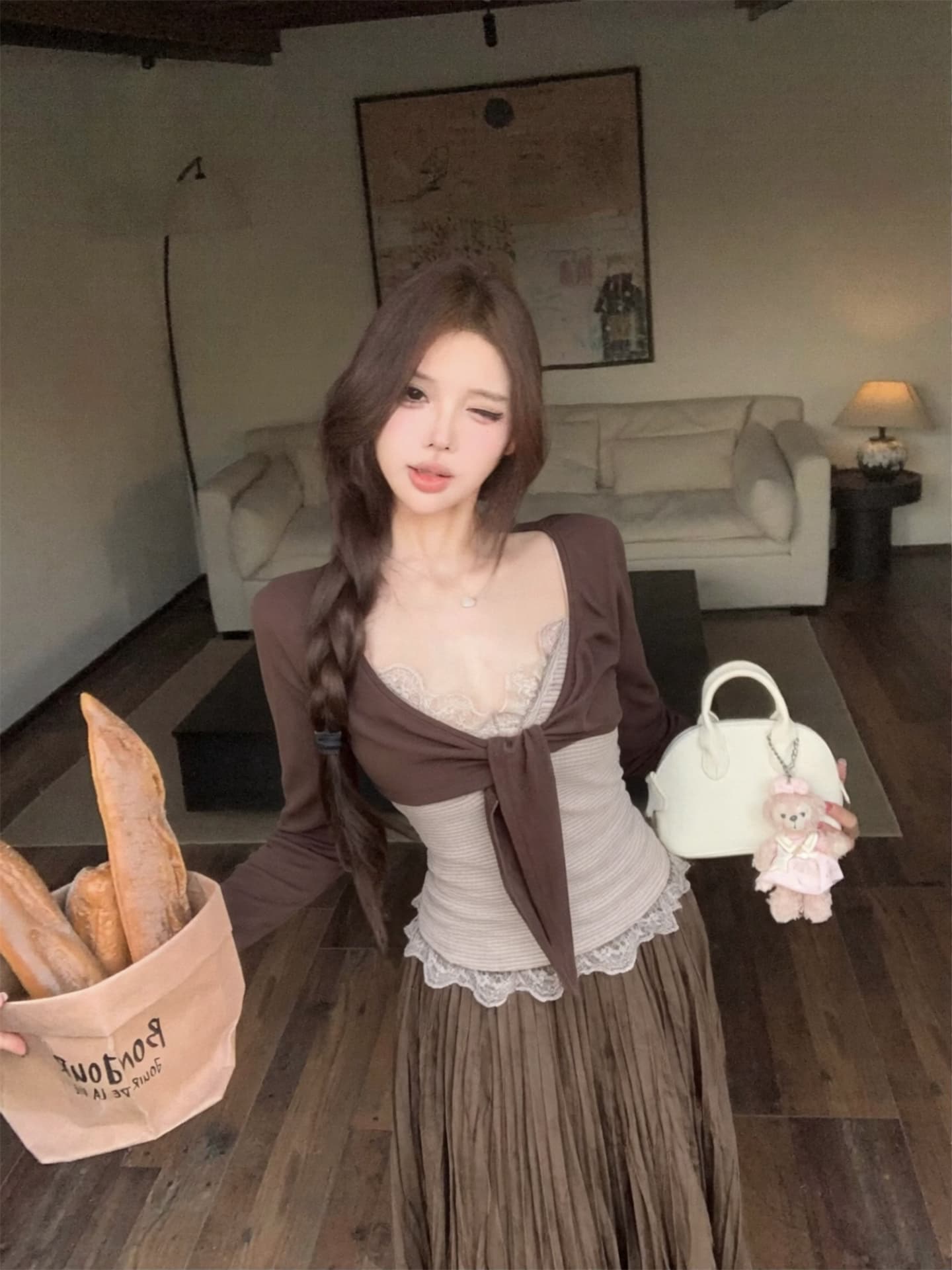 실사 이른 가을 아름다움 라드. 패션 비틀림 디자인 몸매 가꾸기 맨위 레이스 스트라이프 작은 조끼 도루 센스 반 스커트 여성 이미지 2