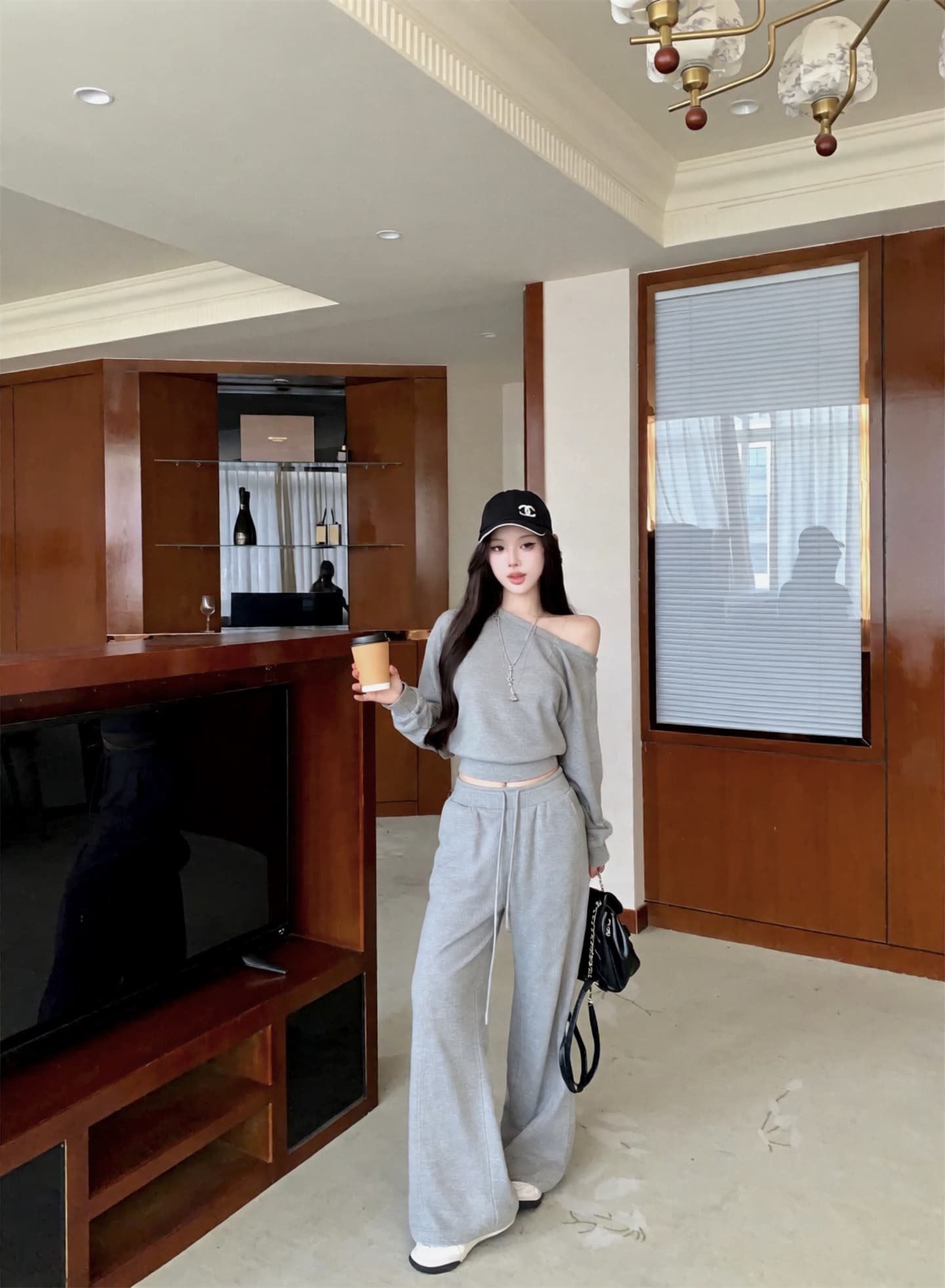 실사 이른 가을 후아 남편 그리드 비스듬한 어깨 긴팔 후드티 여성 스트레이트 루즈핏 캐주얼 바지 세트 가을