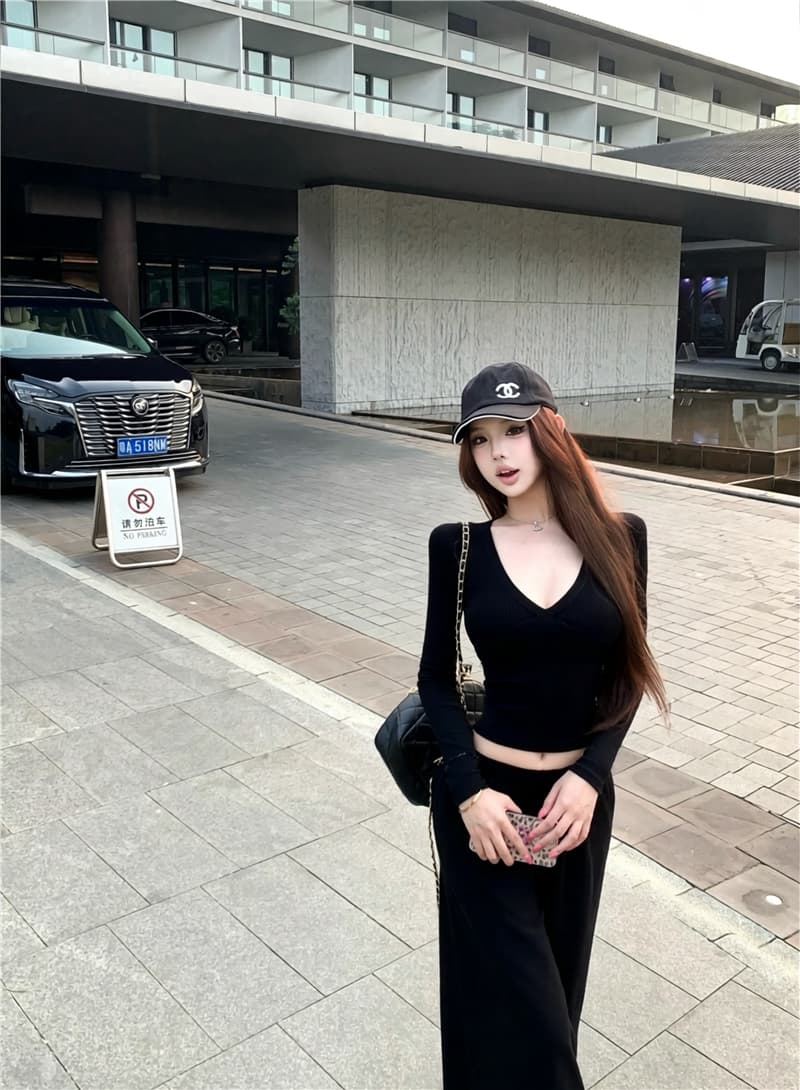 실사 이른 가을 품격 V넥 긴팔 단색 캐주얼 세트 긴팔 맨위 루즈핏 다용도 와이드 레그 팬츠 세트 상세 이미지 10