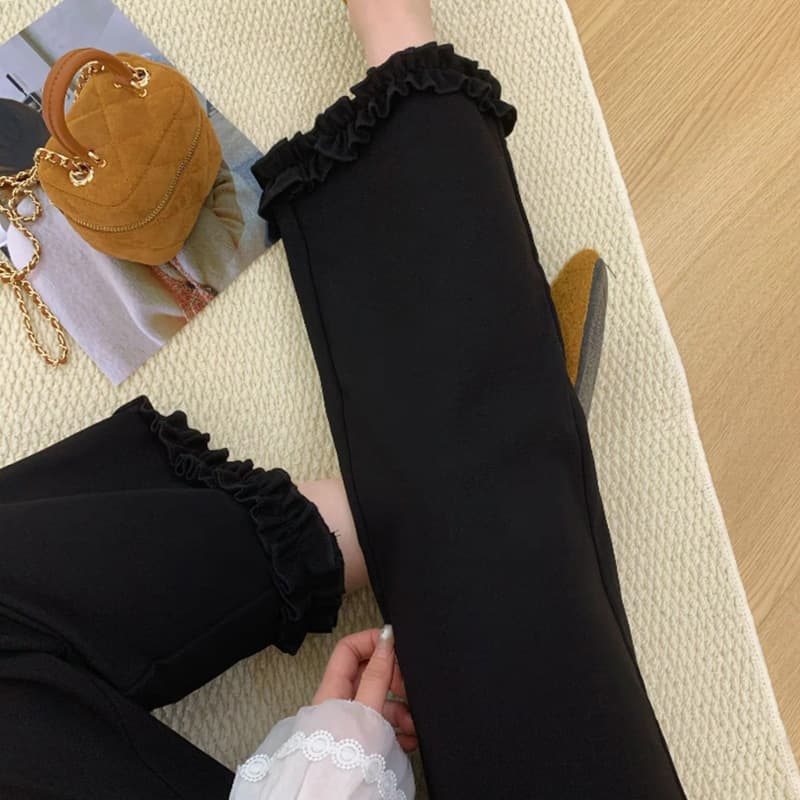검정색 프릴 캐주얼 바지 여성 가을 겨울 털이 있고 두꺼운 작은 키 와이드 레그 팬츠 하이웨이스트 루즈핏 벽오동 바지 이미지 3