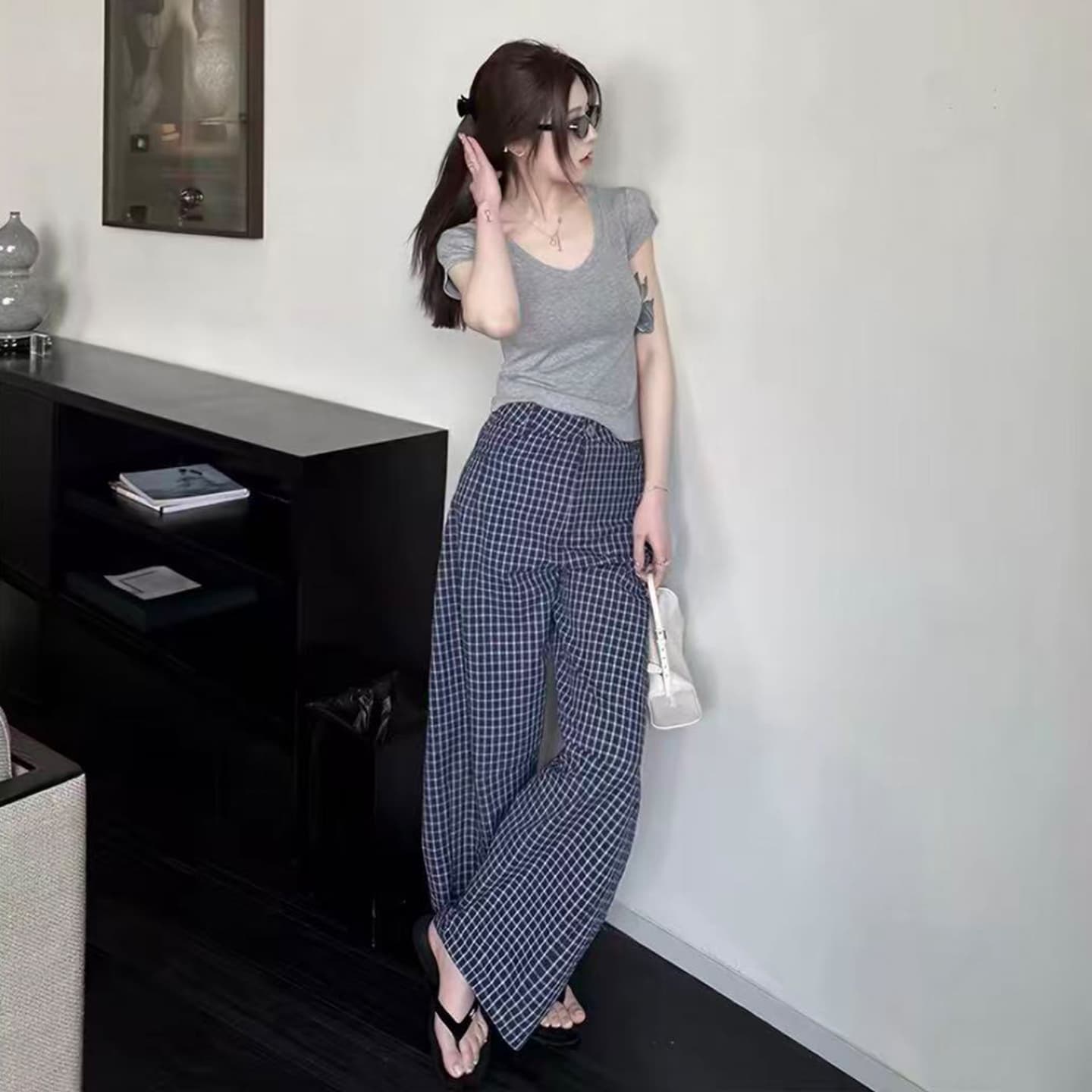 섬 버블 면 체크무늬 바지 마이크로 주름 질감 센스 루즈핏 슬림해 보이는 낫 캐주얼 긴 바지 여성 여름 품격 새로운