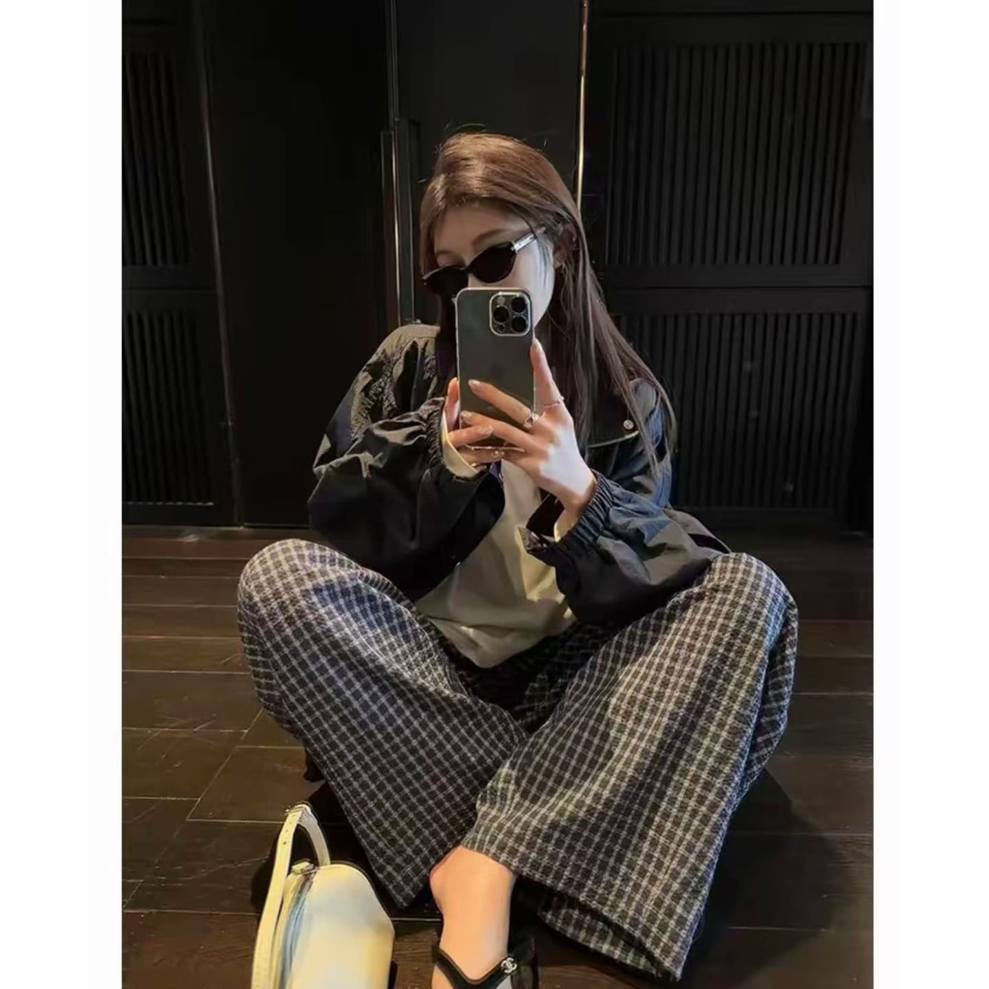 섬 버블 면 체크무늬 바지 마이크로 주름 질감 센스 루즈핏 슬림해 보이는 낫 캐주얼 긴 바지 여성 여름 품격 새로운 이미지 2