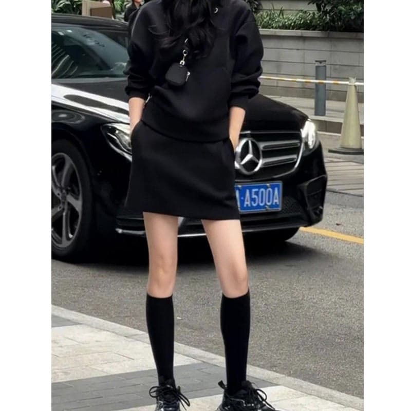 봄 가을 빅 사이즈 검정색 정장 미니 스커트 여성 2026 새로운 하이웨이스트 슬림해 보이는 주머니 품격 다용도 반신 치마 트렌디 이미지 5