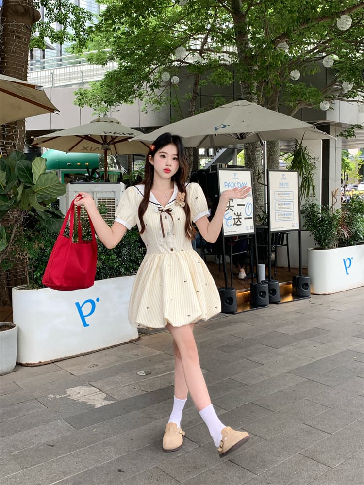실사 솜 설탕 구름 miu 부서 달콤한 스타일 황색 여성 드레스 여름 연령 감소 꽃밭 미니 스커트 이미지 3