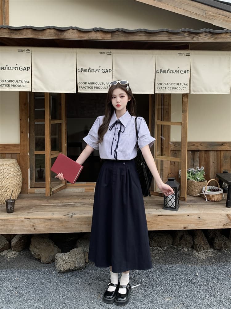 실사 프랑스식 학원 스타일 스트라이프 셔츠 코디 루즈핏 슬림해 보이는 반신 스커트 두 조각 여성 세트 2026 여름 새로운 상세 이미지 6