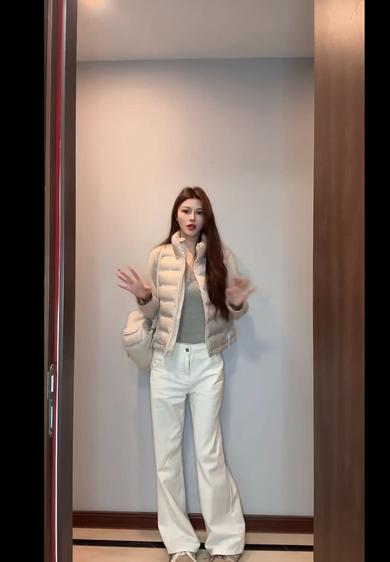 경량 아래 면화 의류 패치워크 후드티 여성 스탠드 칼라 가을 겨울 패션 고급 미니멀리즘 재킷 트렌디 상세 이미지 9