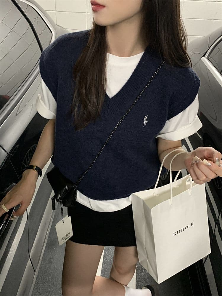 크리스마스 레드 신년 빨간색 작은 말 자수 한 부서 착용 가져 가라. chic Chic 스택 착용 베스트 학원 스타일 맨위 상세 이미지 14