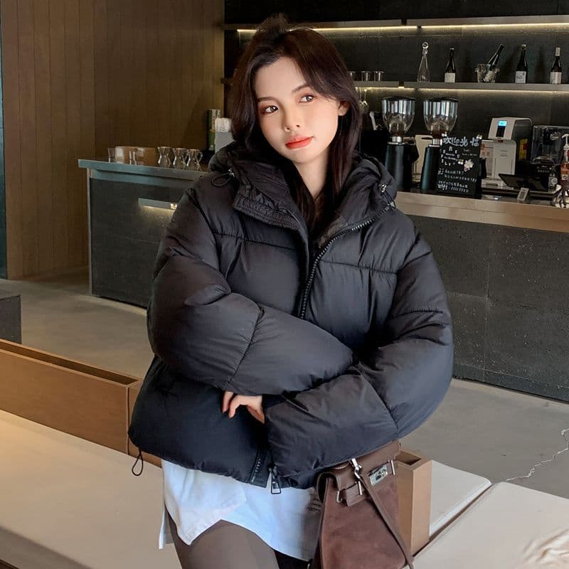 고급 디자인 센스 2025 년 겨울 새로운 한국 스타일 미니멀리즘 캐주얼 패션 쇼트 스타일 후드 면 의류 보온 재킷 이미지 5