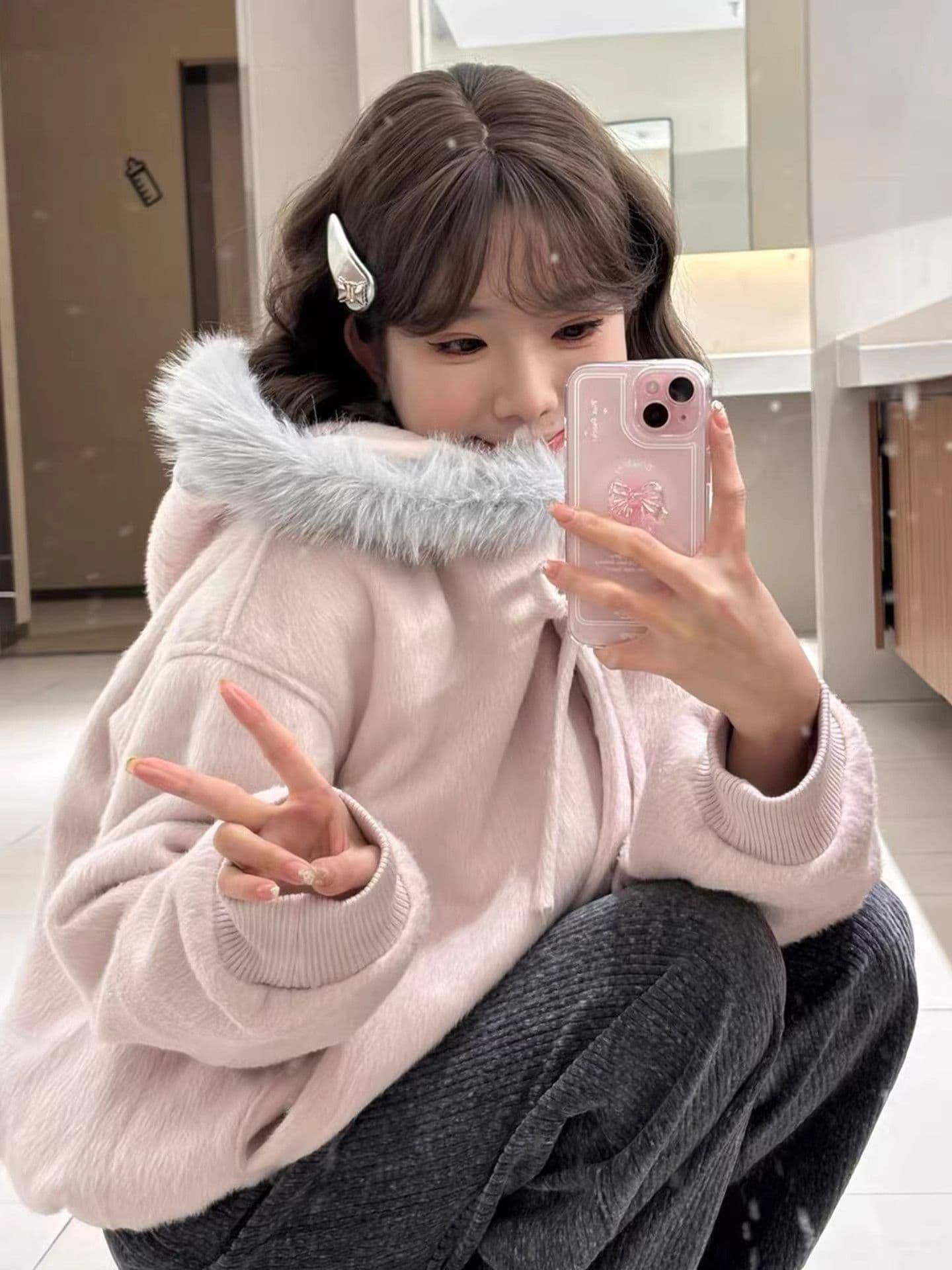 부드러운 자매 착용 가져 가라. 핑크색 후드 나비 매듭 스트랩 품격 큰 모피 칼라 여성 코트 가을 겨울 학원 스타일 모직 맨위 상세 이미지 3