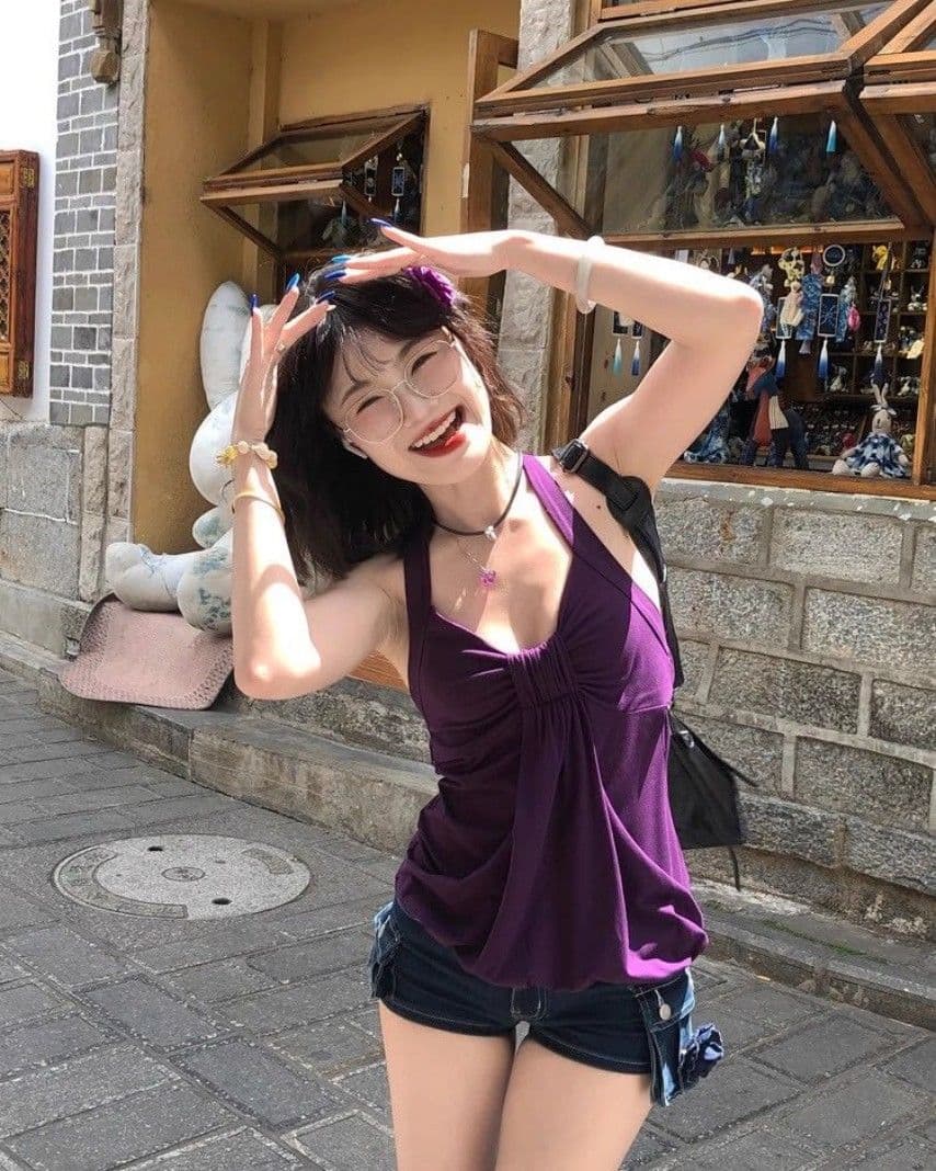 아메리칸 순수한 욕망 섹시함 V넥 비틀림 캐미솔 여름 허리 수축 슬림해 보이는 외출용 다용도 민소매 핫걸 맨위 상세 이미지 2