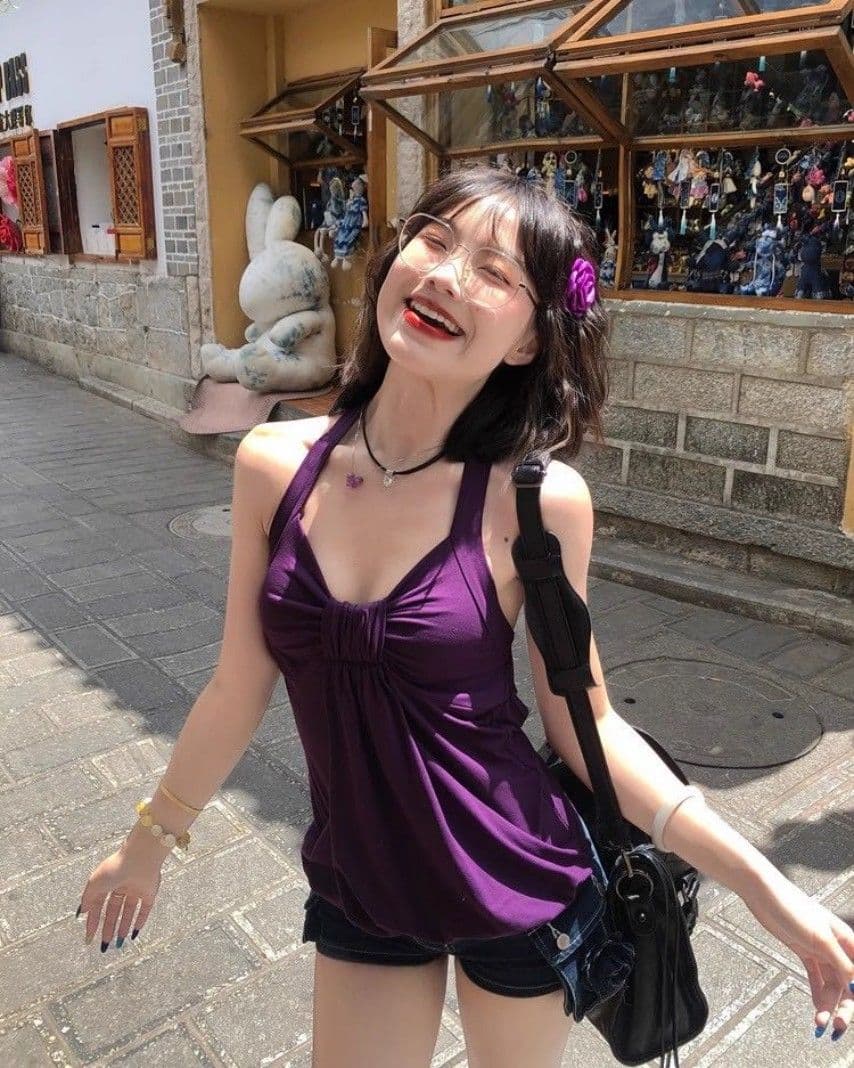 아메리칸 순수한 욕망 섹시함 V넥 비틀림 캐미솔 여름 허리 수축 슬림해 보이는 외출용 다용도 민소매 핫걸 맨위 상세 이미지 4