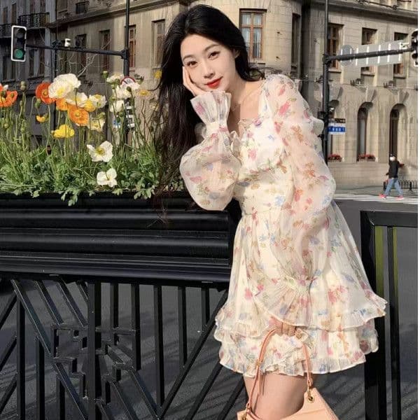 도망자 공주 슈퍼 요정 꽃무늬 여성 드레스 가을 의상 새로운 프랑스식 보트넥 슬림해 보이는 품격 퍼프 짧은 치마