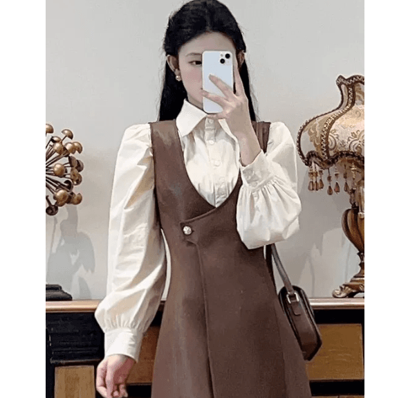 이른 봄 2026 새로운 여성 고급 센스 세트 가죽 스커트 POLO 칼라 셔츠 조끼 원피스 한 마디 멜빵 미니 스커트 상세 이미지 3