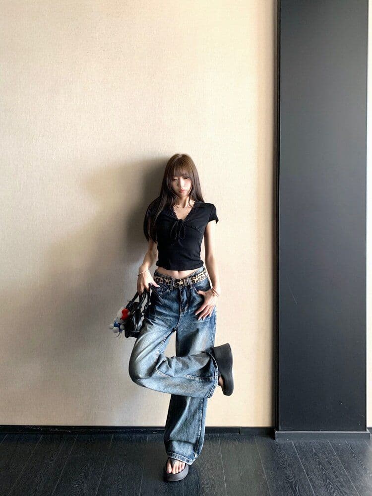 여름 달콤함 디스플레이 화이트 도파민 소녀 착용 가져 가라. 반팔 맨위 둘 색상 프랑스식 다용도 쇼트 스타일 몸매 가꾸기 티셔츠 여성 상세 이미지 14