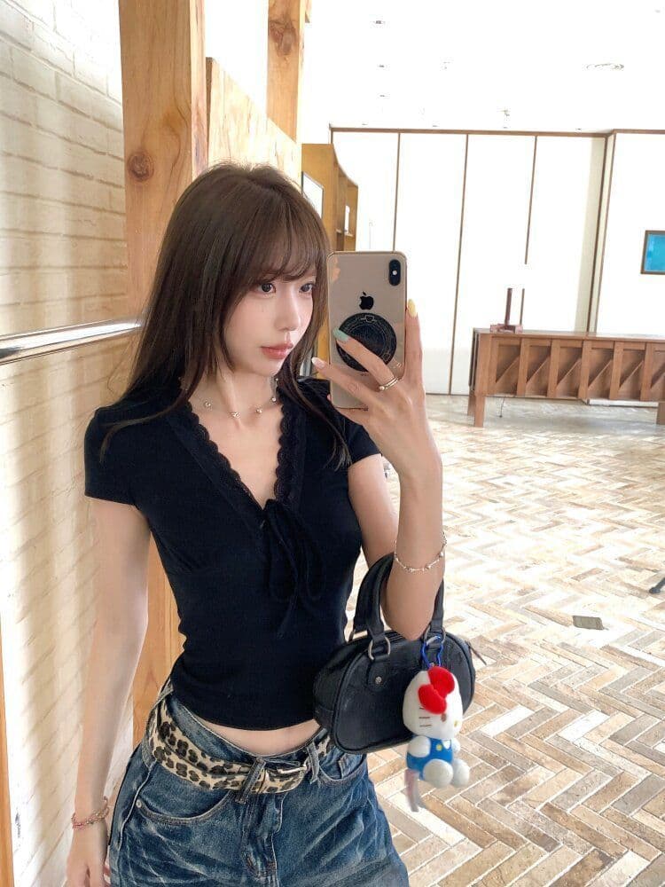 여름 달콤함 디스플레이 화이트 도파민 소녀 착용 가져 가라. 반팔 맨위 둘 색상 프랑스식 다용도 쇼트 스타일 몸매 가꾸기 티셔츠 여성 상세 이미지 19
