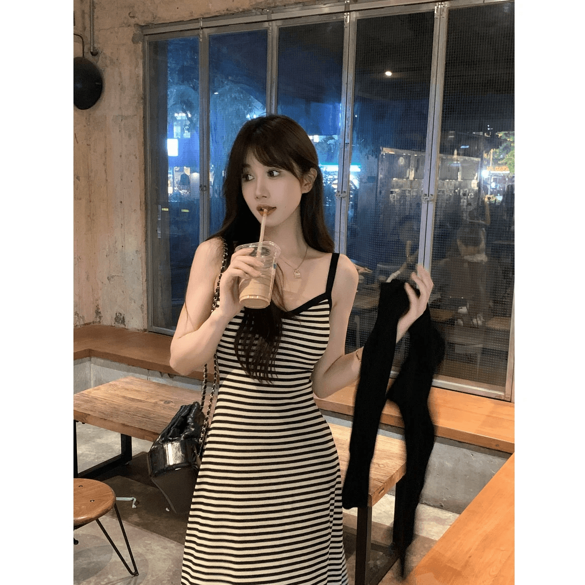 팝 미술관 패션 캐주얼 섹션 한 마디 스트라이프 타이트 스커트 롱 스커트 몸매 가꾸기 슬림해 보이는 슬립 여성 드레스 이미지 4
